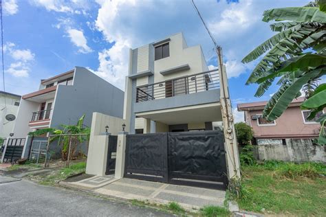 House For Sale at Greenwoods Executive Village, .